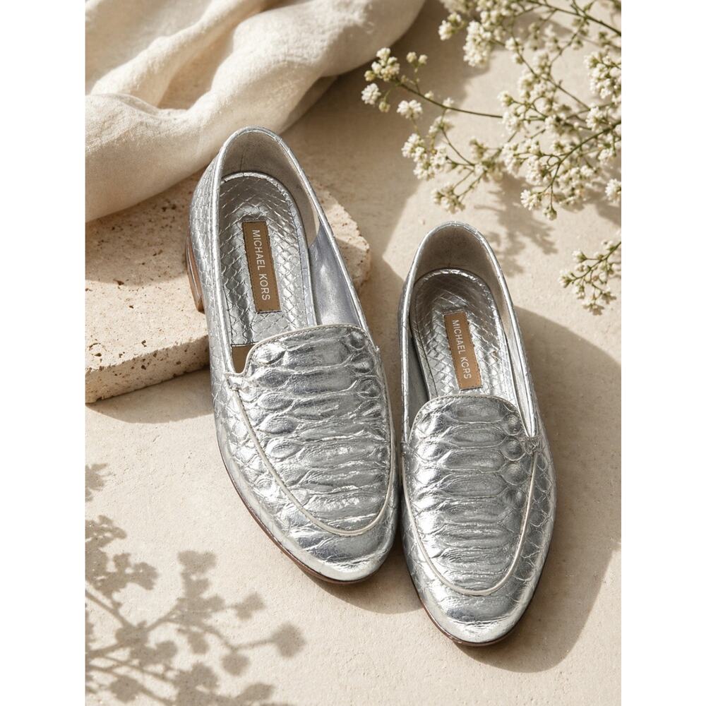 Michael Kors Silver Embossed Stacked Heel Italian sole Minimalist Flat 37 Us 7